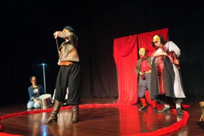 Ribeirão Pires realiza 27ª Mostra de Teatro da EMARP com apresentações gratuitas