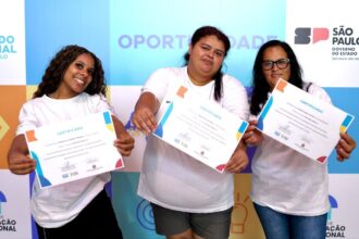 Fundo Social de Santo André certifica 105 alunos em parceria com Governo do Estado durante Feira de Empregos