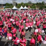 Caminhada do Outubro Rosa promove conscientização e reúne mais de 1.100 pessoas em São Caetano do Sul