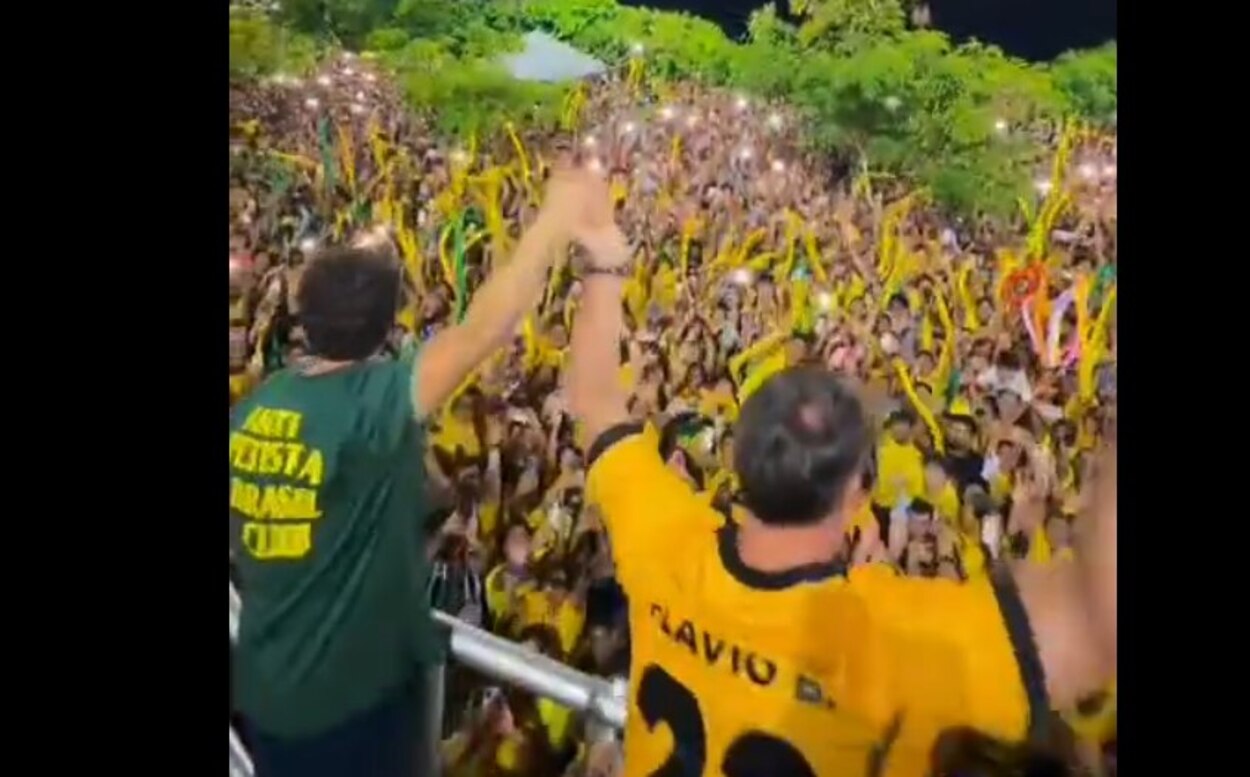 Flávio Bolsonaro cumpre agenda no Norte e lidera mobilização com apoiadores no Amazonas e Pará