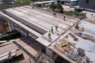 Prefeitura de Ribeirão Pires avança nas obras do Viaduto Estaiado e anuncia desvio de trânsito para segunda-feira (26)