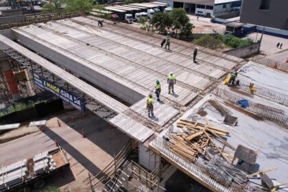 Prefeitura de Ribeirão Pires avança nas obras do Viaduto Estaiado e anuncia desvio de trânsito para segunda-feira (26)