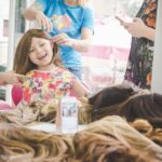 Uma mecha, uma nova história: Cabelegria recebe doações de cabelo no Shopping Central Plaza