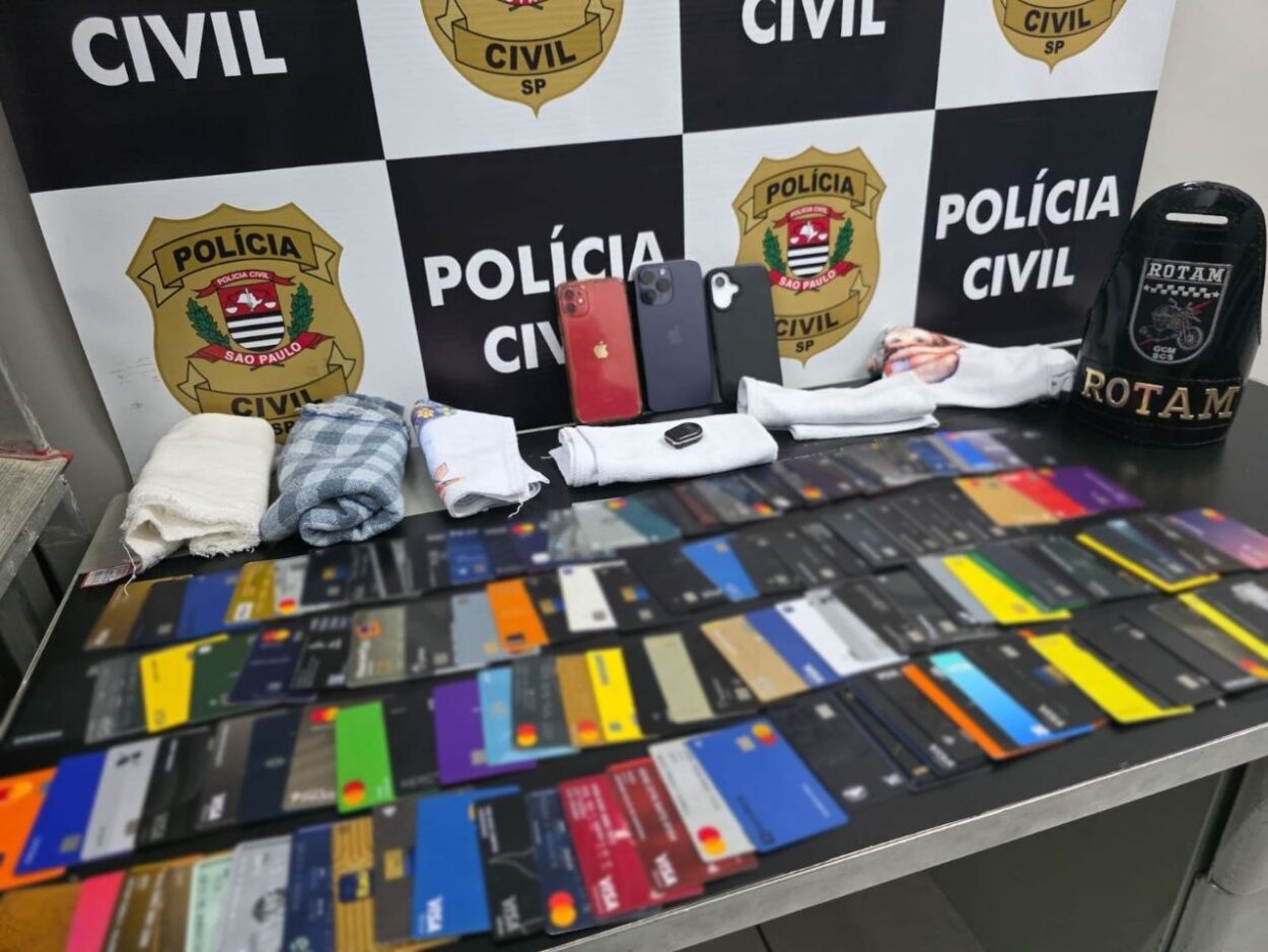 Dois homens foram detidos pela GCM (Guarda Civil Municipal) no Bairro Oswaldo Cruz, na terça-feira (20/10)