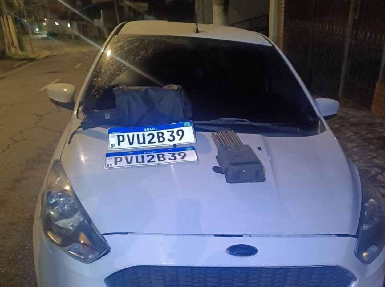 Força Tática recupera veículo furtado e captura procurado pela justiça em Mauá