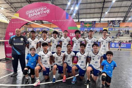 Vôlei masculino Sub-15 de Diadema conquista bronze no Circuito Esportivo de SP