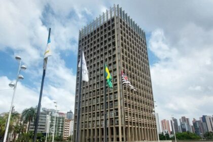 Veja o que abre e fecha em Santo André no Dia do Servidor e no feriado de Finados