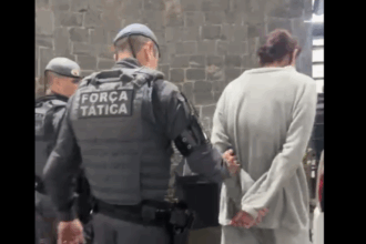 Força Tática captura mulher procurada por estelionato em São Caetano